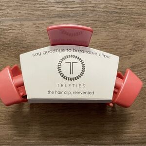 Teleties Large Classic Calming Coral  Hair Clip